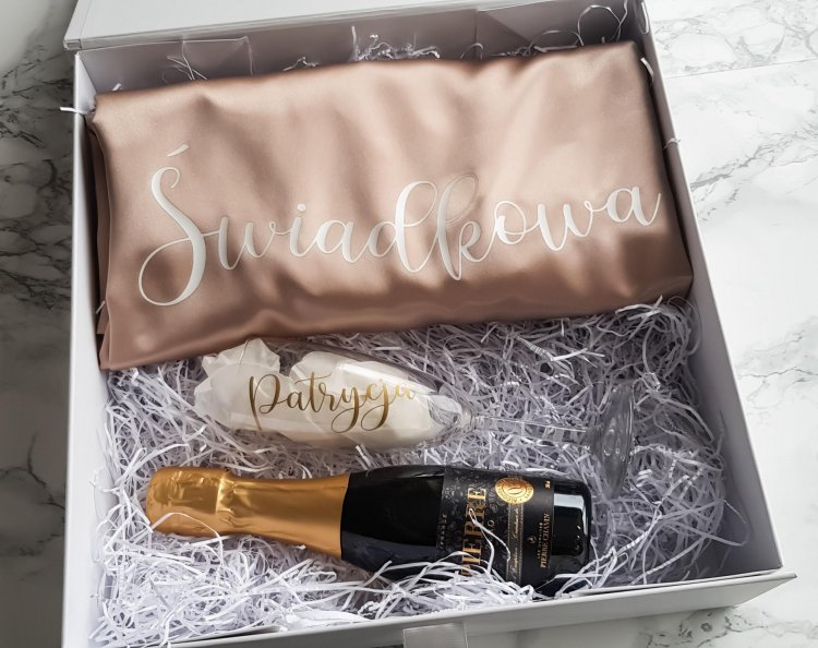 Giftbox, prezent dla Świadkowej
