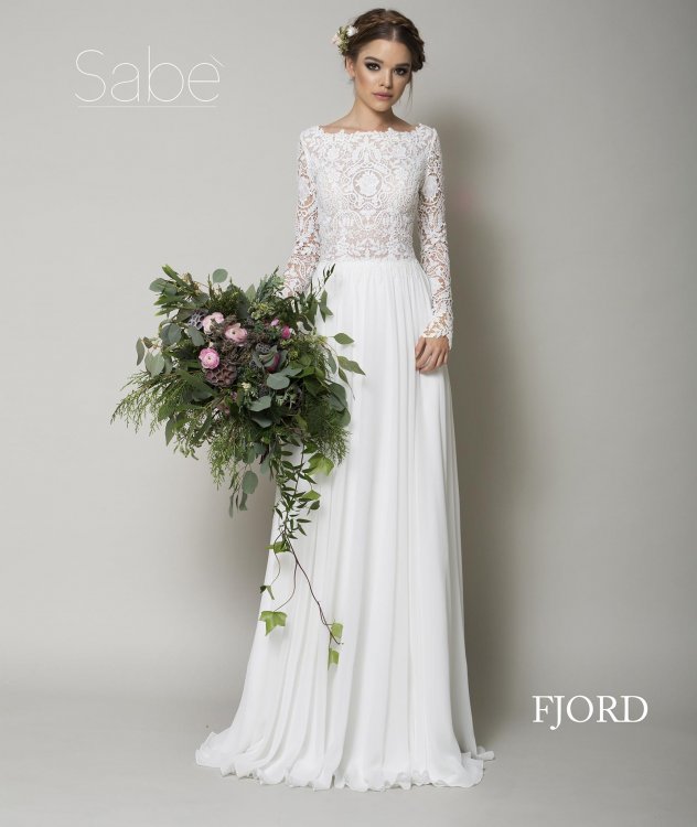 Rustykalna suknia ślubna z salonu SABE model Fjord