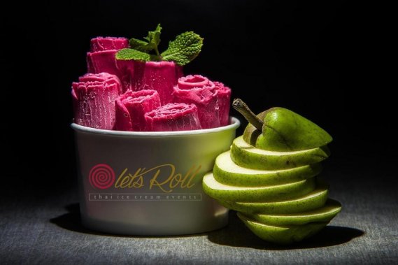 Lody tajskie na Twoim weselu Słodki kącik Lody Tajskie - Let's Roll Events