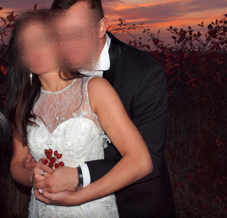 Sposa 1552, koronkowa suknia ślubna z trenem r 36/38