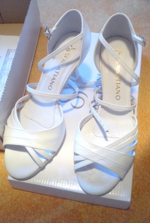 nowe skórzane buty ślubne taneczne Sensatiano r.38 24,5 cm