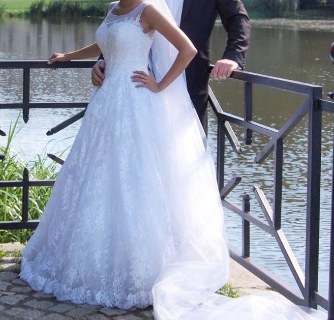 Niepowtarzalna suknia ślubna