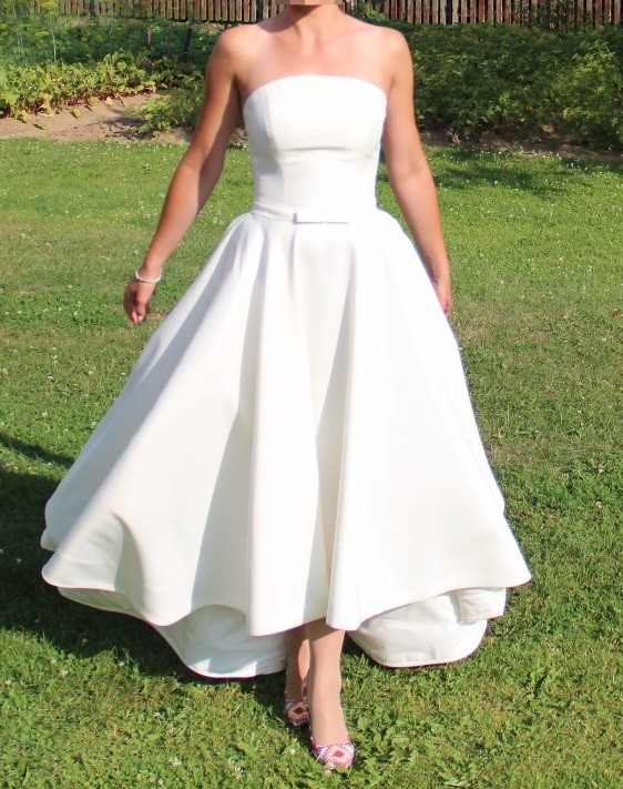 NOWA elegancka satynowa suknia ślubna model 2016