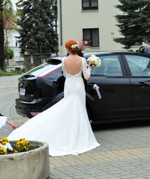 sprzedam Suknię Ślubną model  2016