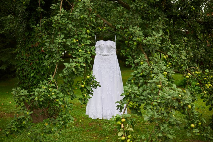 Piękna Koronkowa Suknia Ślubna model Viki