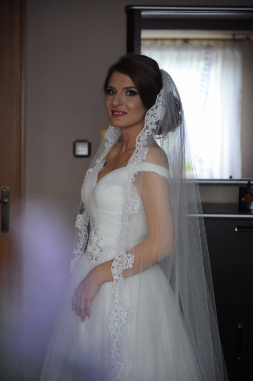Hiszpańska suknia dekolt hiszpański tiul 36 164 pronovias