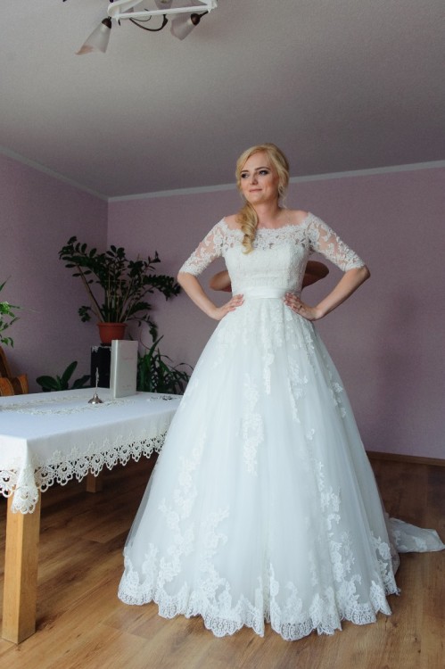 St Patrick 2016 model Zureda, kolor perłowy rozmiar 38-40