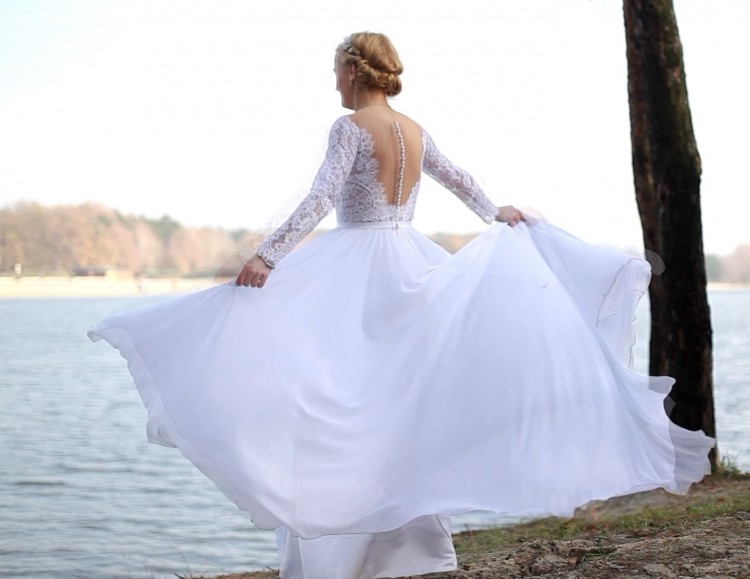 Piękna suknia ślubna Herms Bridal Aragonite