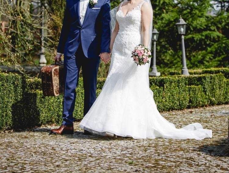 Suknia ślubna Sincerity 3946 rozm. 38