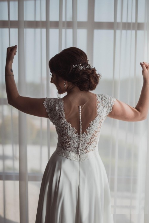 Sprzedam suknię ślubną, kolor ivory