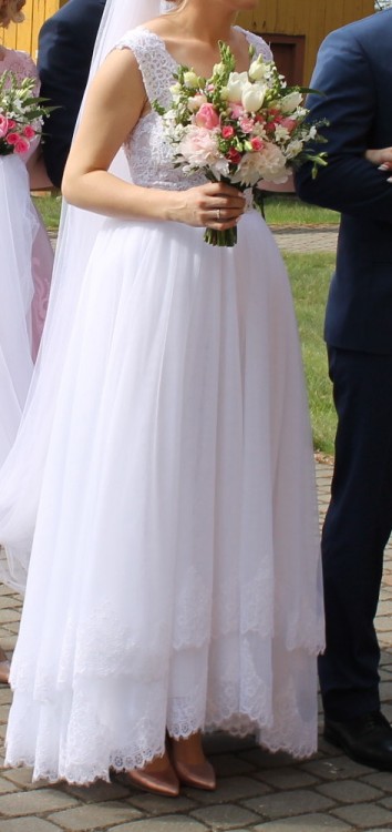Koronkowa Suknia Ślubna