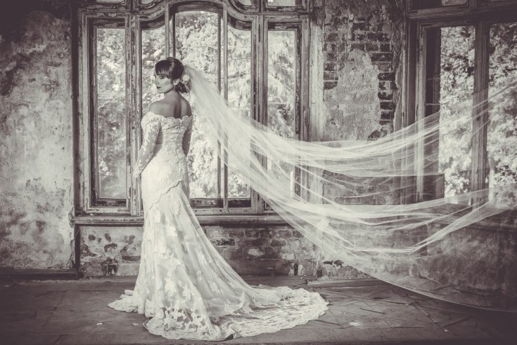 Suknia Ślubna Madonna Pronovias India rozmiar 36/38