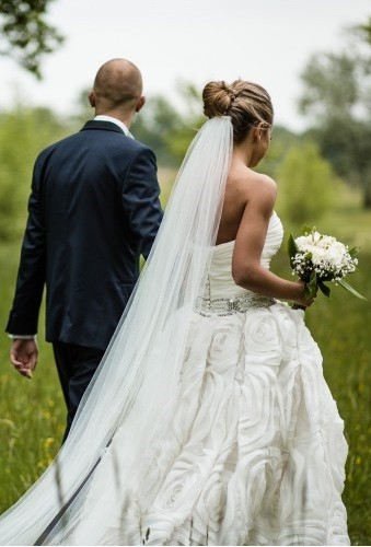 Niesamowita suknia ślubna