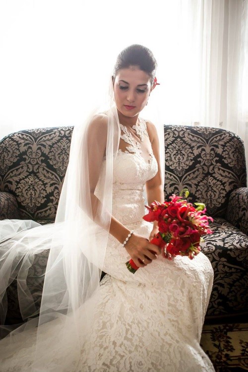 Sprzedam suknię ślubną Pronovias Barcelona z welonem!