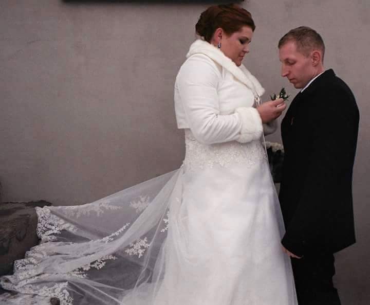 Suknia Ślubna z trenem