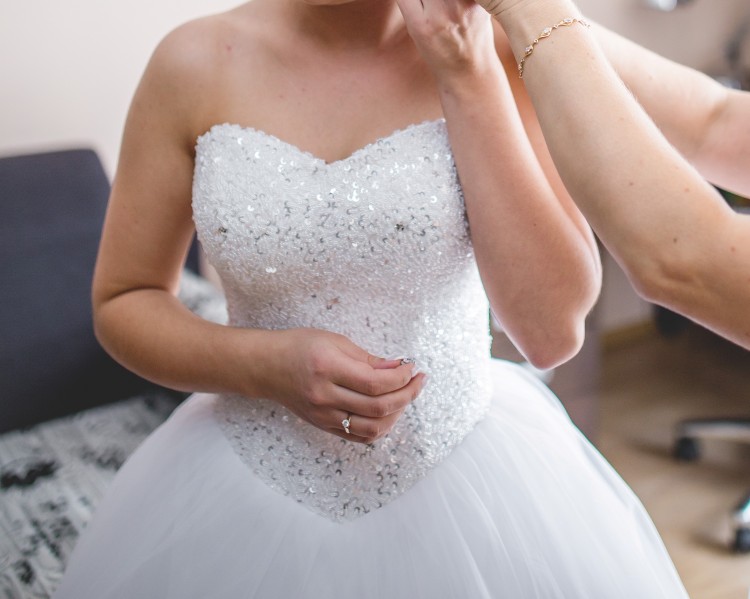 Piękna suknia ślubna