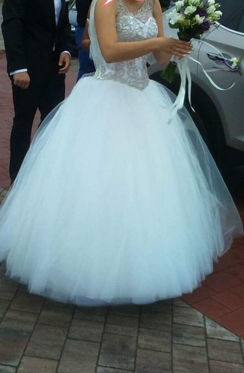 Suknia Princessa rozm. 38 kryształki