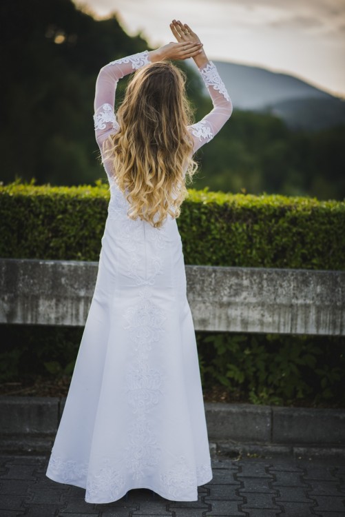 Niepowtarzalna suknia ślubna