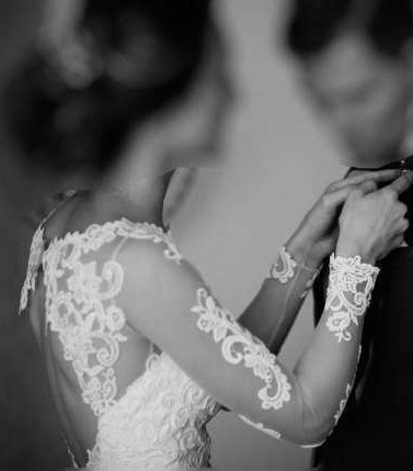 Suknia ślubna FADWA z salonu 34 XS koronkowa