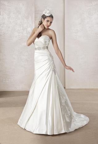 Piękna.kladyczna.suknia ślubna