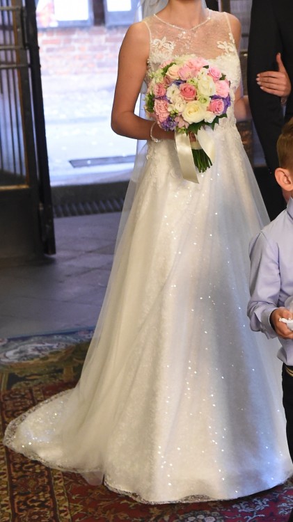 Sprzedam subtelną suknię ślubną!