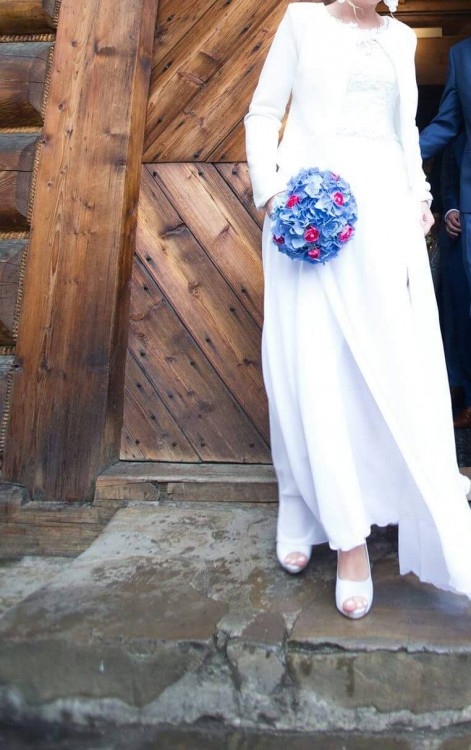 SPRZEDAM SUKNIE ŚLUBNĄ