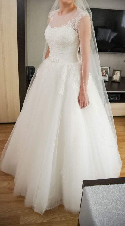 Sprzedam sukienkę ślubna