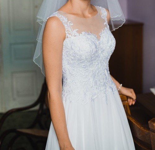 Romantyczna suknia ślubna rozmiar 36