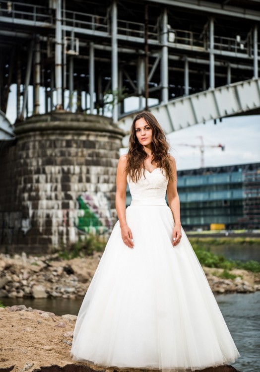 Cudna suknia ślubna - poczujesz się jak Księżniczka!