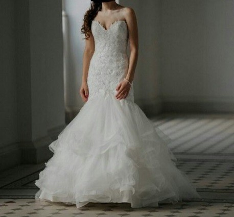 Sprzedam suknię Lilian West 6416