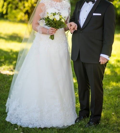 Suknia ślubna z kolekcji 2017 Monica Loretti