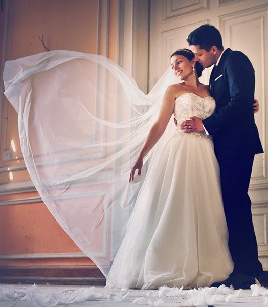 Wyjatkowa suknia slubna Vanessa model 1607 kolor ivory