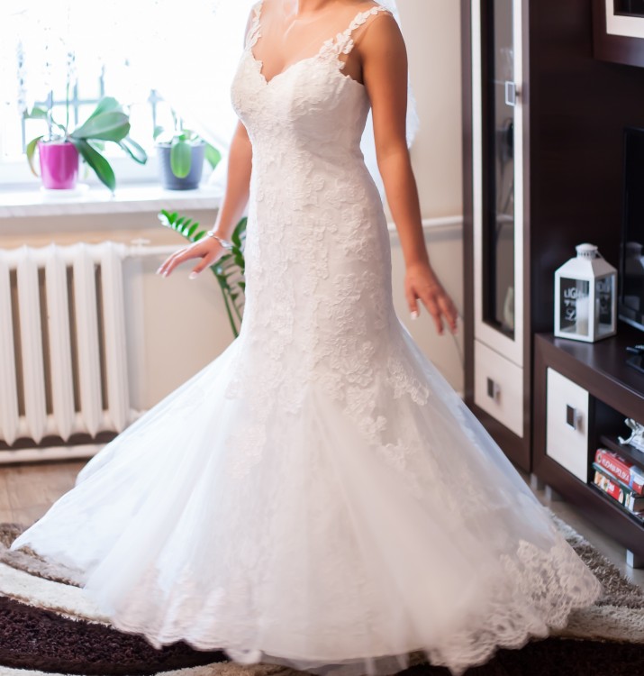 Wyjątkowa suknia ślubna syrena koronkowa + dwa welony