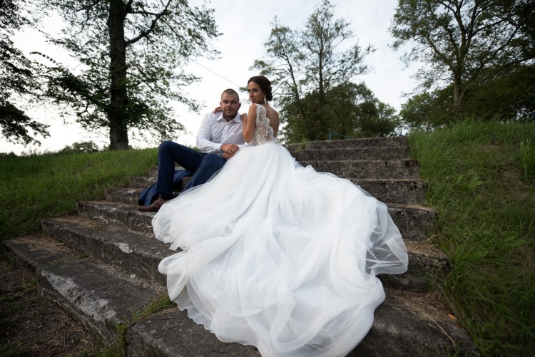 Suknia ślubna odkryte plecy wyjątkowa pardyka toruń