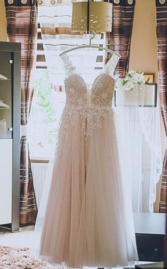 Suknia ślubna Mellory pudrowa