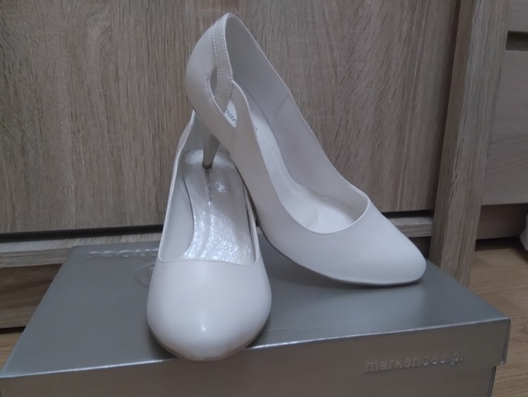 Buty ślubne écru