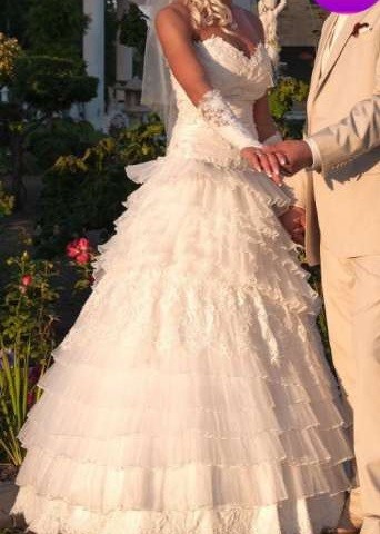 Suknia ślubna hiszpanka
