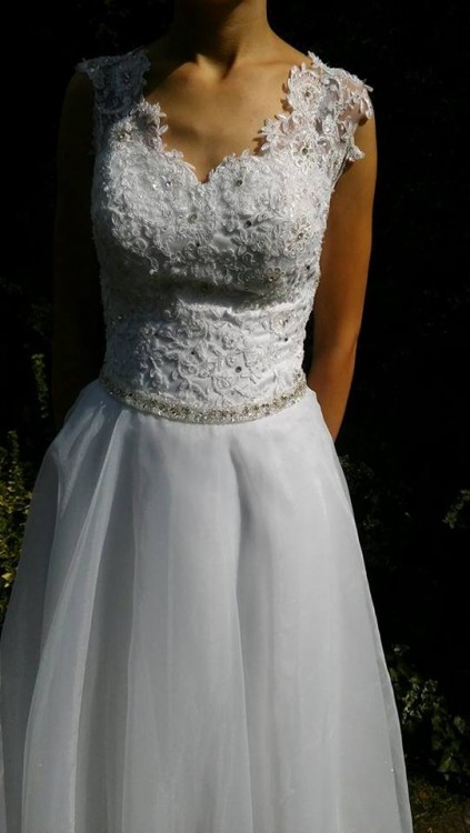 Piękna nowa suknia ślubna rozmiar 34/36