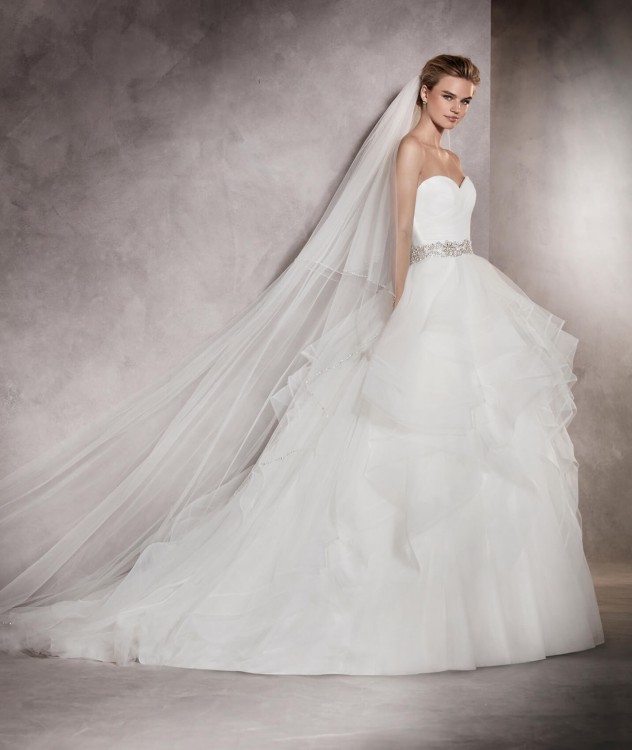 Sprzedam piękną suknię ślubną marki Pronovias, model Albania