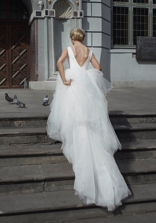 Suknia ślubna Viola Piekut 2017 - klasyczna elegancja