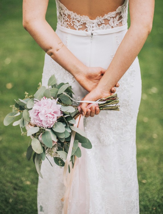 Suknia ślubna koronkowa