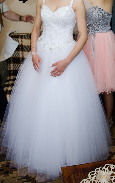 Suknia Ślubna plus bolerko i buty