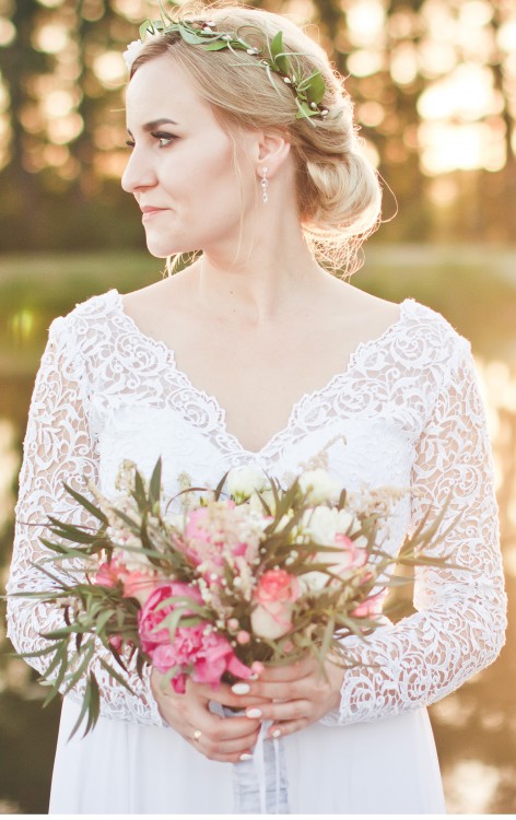 Rustykalna suknia ślubna koronka+muślin rozcięcie rękaw tren