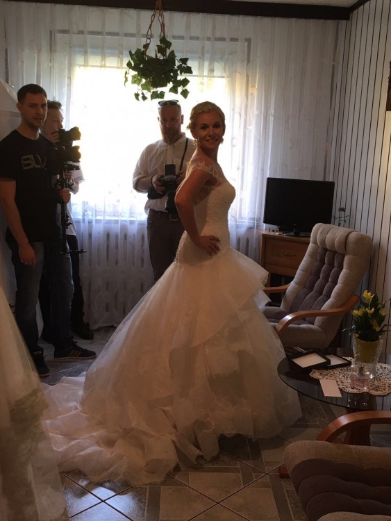 Niepowtarzalna suknia Aire Barcelona