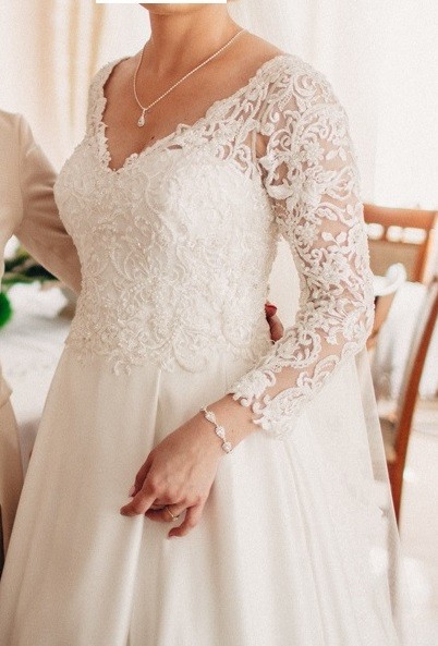 elegancka suknia ślubna