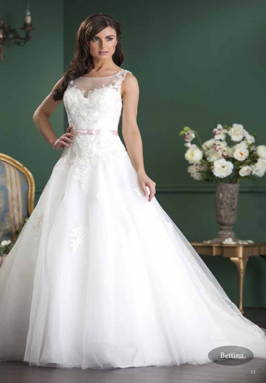 Suknia ślubna r. 36 Model Bettina