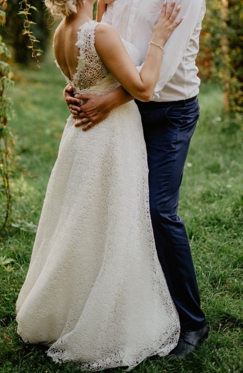 Suknia Ślubna Piękna koronka 36/38 Susan Hooward