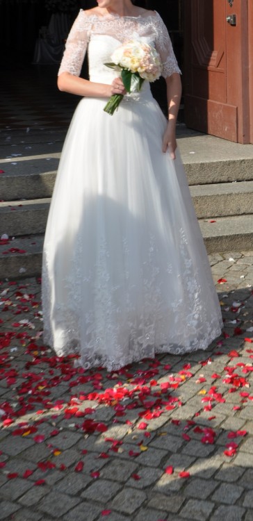 Suknia ślubna rozmiar 38 kolor ivory + bolerko