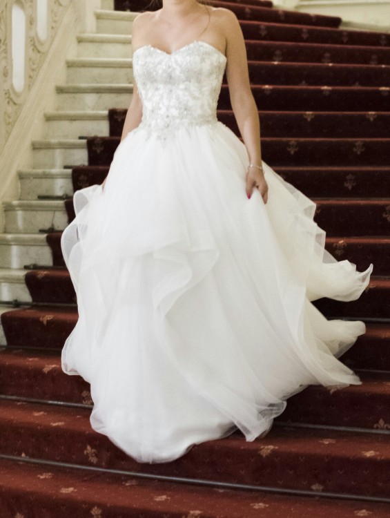 Suknia Ślubna, Falbany 34/36, Loretta, Vanessa 1713