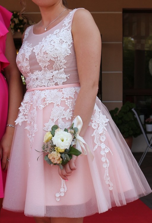 Sukienka do ślubu cywilnego lub dla druhny